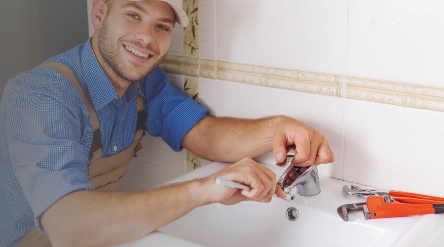 Professional clogged drains services in Hernshaw, WV